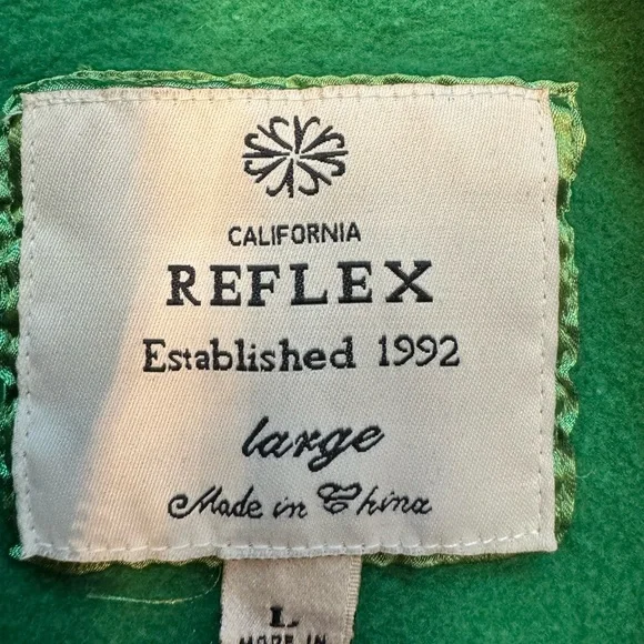 California Reflex Green Star Zip Hoodie with Black White Red Plaid Hood Lining - Picture 6 of 8